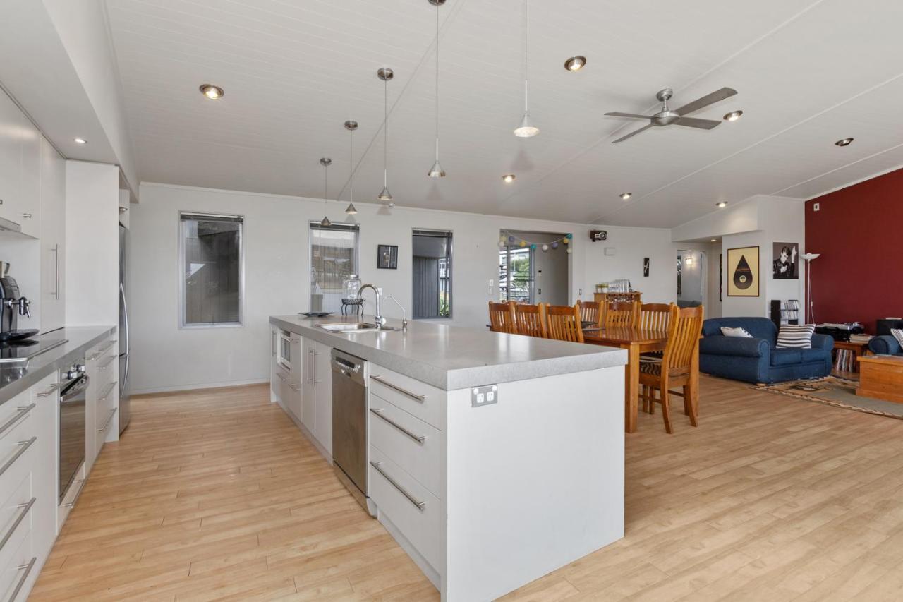 Restful Ruakaka - Ruakaka Holiday Home 외부 사진