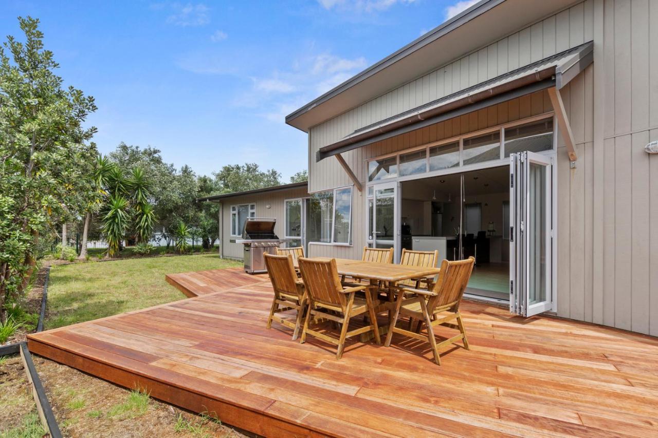 Restful Ruakaka - Ruakaka Holiday Home 외부 사진